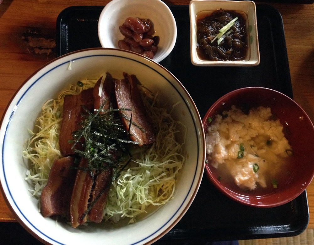 しむじょうの三枚肉丼セット
