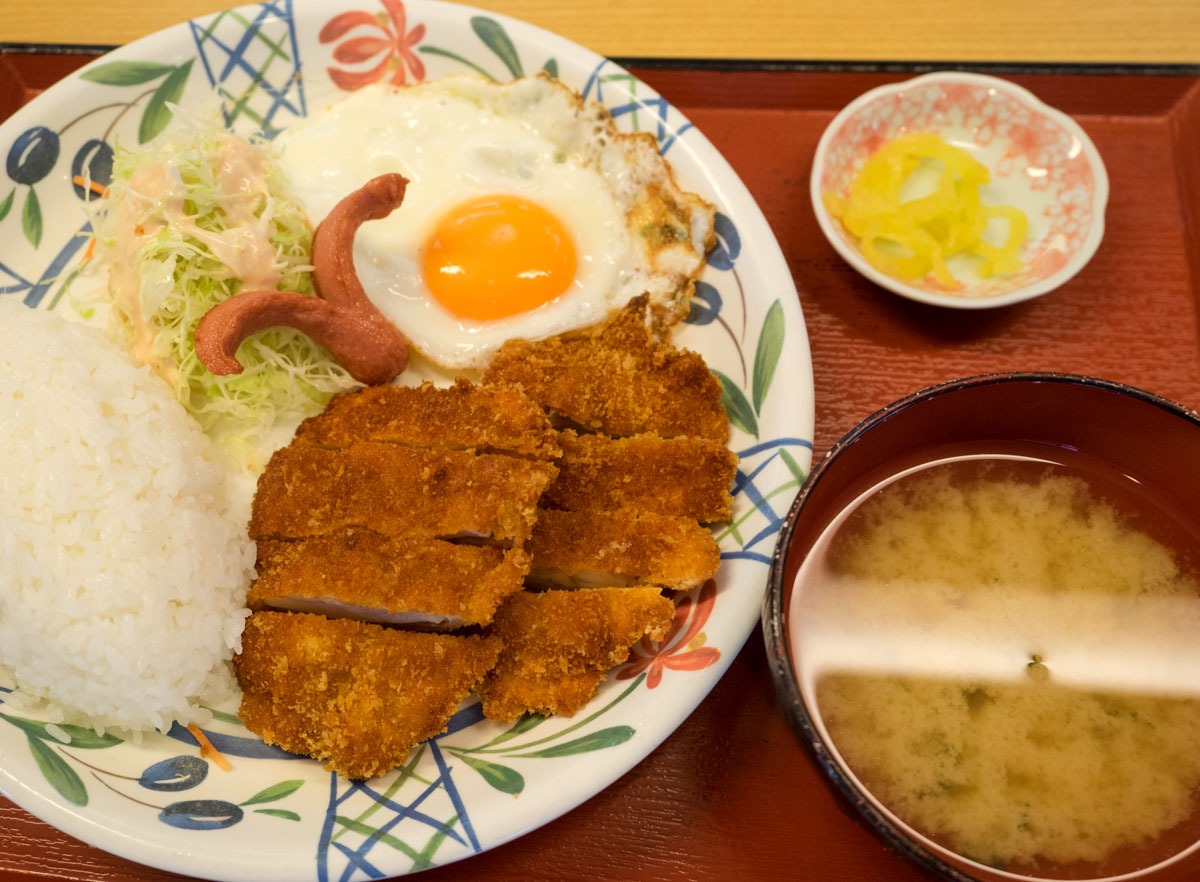 最強食堂は沖縄県民に人気 子どもも大人も行きやすい食堂です Oday