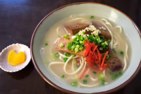 わかなそばのソーキそば