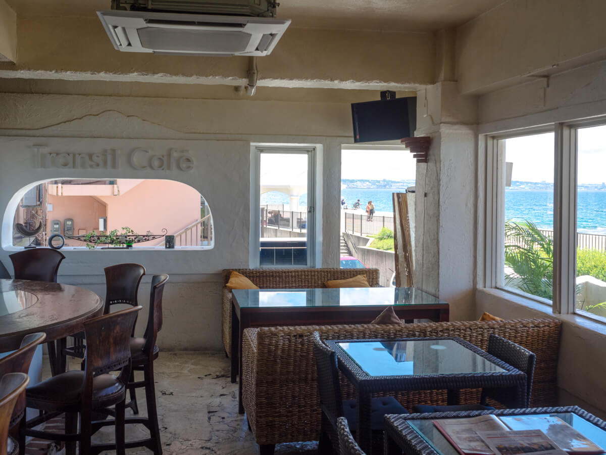 Transit Cafe トランジットカフェ 海を見ながらゆったりと過ごすランチが最高