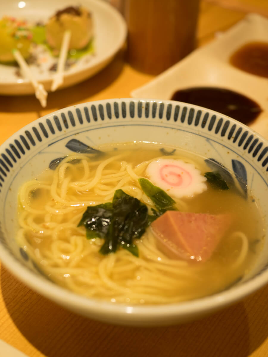 串カツ食べ放題 串家物語 イオンモール沖縄ライカム店 自分で揚げるからワイワイ楽しい