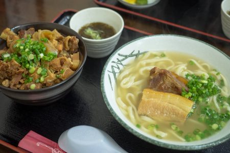 本部そば よくばりセット